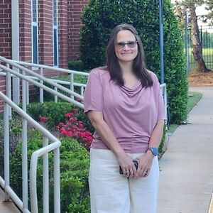 Meet your Posher, Hillary